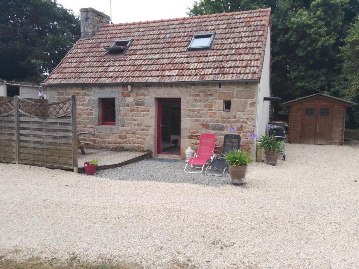 Maison En Pierre Entre Terre Et Mer Villa Tonquédec Esterno foto
